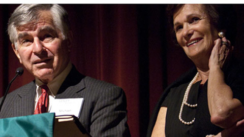 Bài giảng danh dự đặc biệt của GS. Michael S. Dukakis