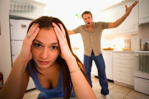 “Em đã thấy nhục mặt chưa?”