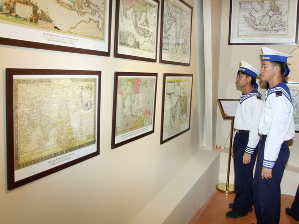 Hà Nội: Triển lãm bản đồ và tư liệu Hoàng Sa - Trường Sa