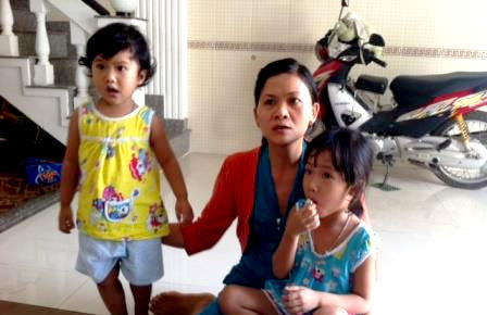 'Ác mộng' của trẻ mầm non bị bảo mẫu hành hạ