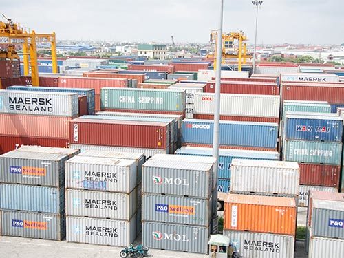 Hàng triệu USD trong 5.000 container quên ở Hải Phòng