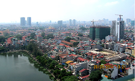 Lạm phát thấp nhất 10 năm vẫn cao hơn tăng trưởng