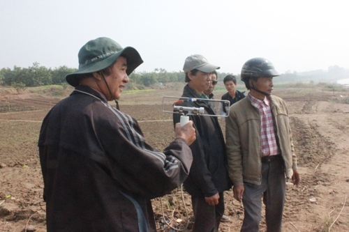Thời sự trong ngày: Thấy bộ hài cốt khi tìm 'nạn nhân Cát Tường'