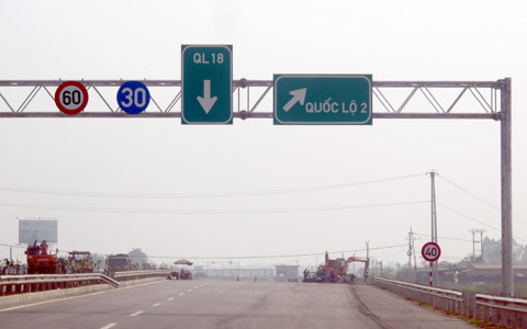 Cận cảnh cao tốc: Hà Nội đi Vĩnh Phúc chỉ 45 phút