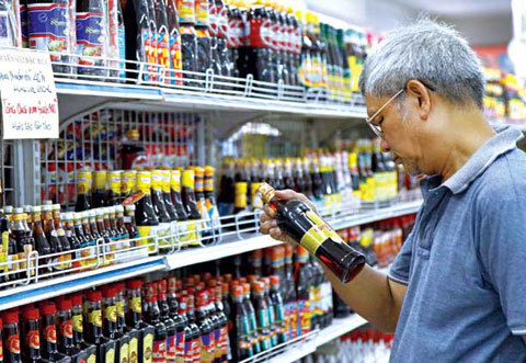 Nước mắm công nghiệp toàn hóa chất