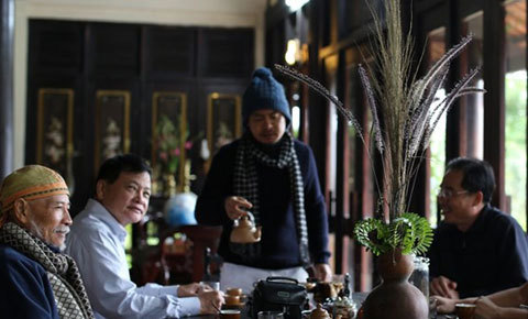 Đặng Lê Nguyên Vũ lên rừng tuyệt thực 49 ngày