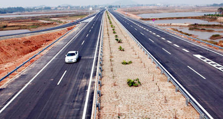 Thông xe cao tốc dài nhất Việt Nam