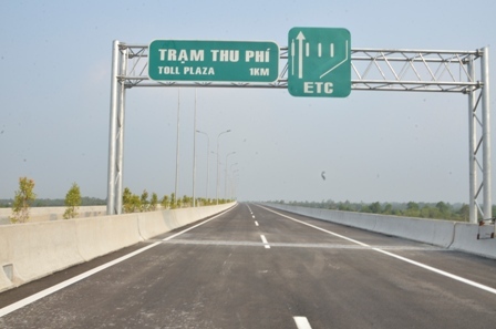 Cao tốc Long Thành- Dầu Giây hoãn thông xe 3 ngày