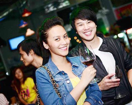 Sao Việt lấy vợ giàu, già cũng không sao