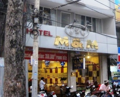 Bảo vệ kiêm môi giới mại dâm 100 USD/lần ở Sài Gòn