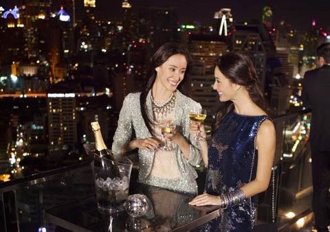 Tiệc tất niên “khủng” của người giàu