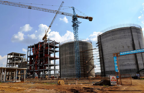 Bauxite lỗ dài, vật nài xin ưu đãi đủ thứ