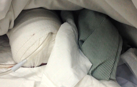 Vì sao con gái không biết mẹ bị cậu cắt chân?