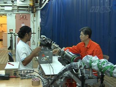 Cáp quang biển được hàn nối như thế nào?