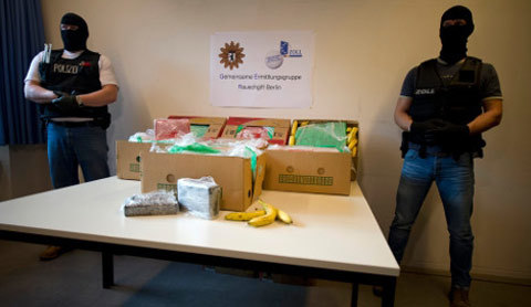 Gửi nhầm 140kg cocaine tới siêu thị