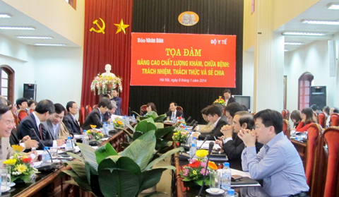 “Thầy thuốc cũng phải mưu sinh”