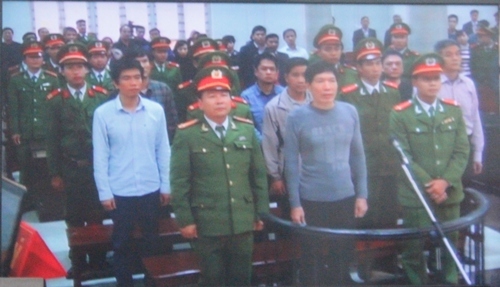 Giây phút tòa tuyên án vụ Dương Tự Trọng