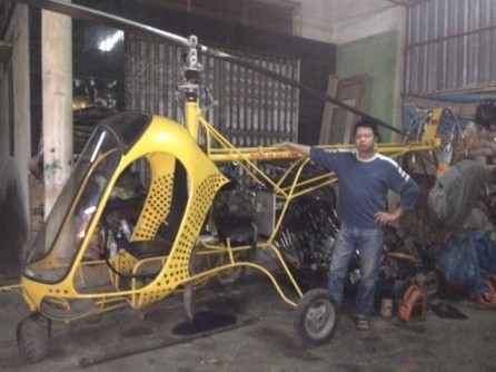 Trực thăng tự chế 200 triệu của người thợ rèn