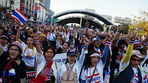 Thế giới 24h: Bangkok tê liệt