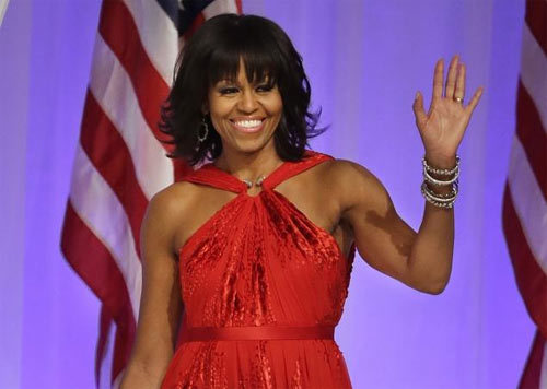 Váy đỏ của Michelle Obama lại 