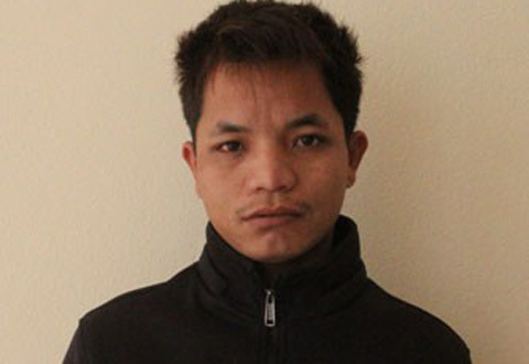 Dọa lột đồ nữ giáo viên, quay clip để tung lên mạng