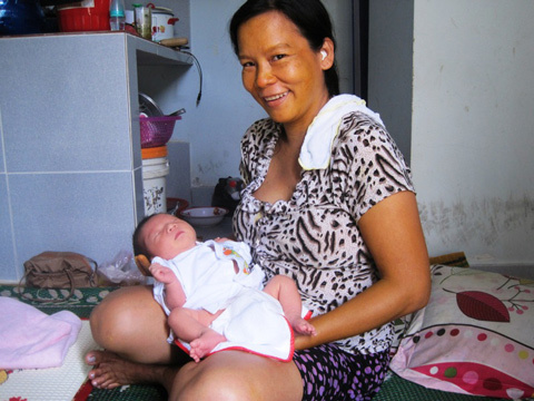 Bà mẹ có con bị bắt cóc 