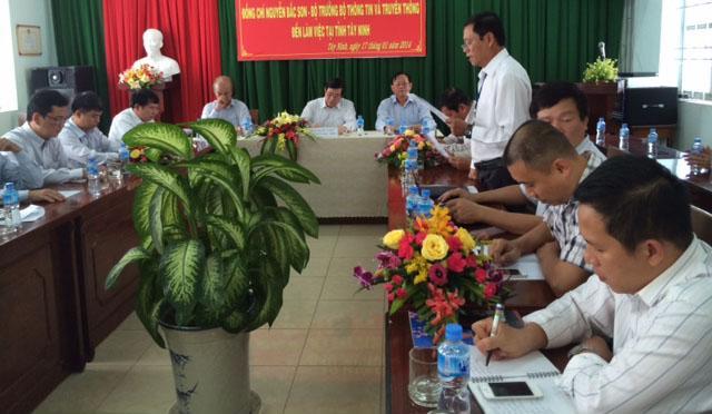 Bộ trưởng Nguyễn Bắc Son đến Tây Ninh làm việc