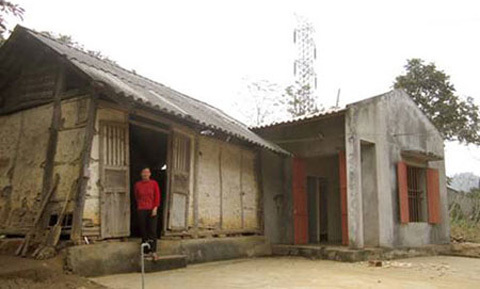 Yếu sinh lý, chồng uất ức đâm vợ 10 nhát chí mạng
