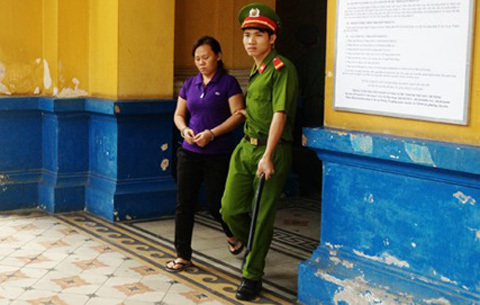 Trả giá đắt vì nhường phòng cho gái...bán dâm