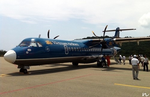 Bộ trưởng Thăng lệnh Vietnam Airlines giảm giá bay TP.HCM - Côn Đảo