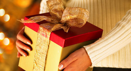 Tết sếp năm nay: Nặng tý tình hay dày bao tiền