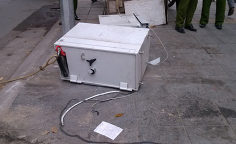 CA Hà Nội bóc gỡ đường dây buôn lậu 1.200 siêu xe