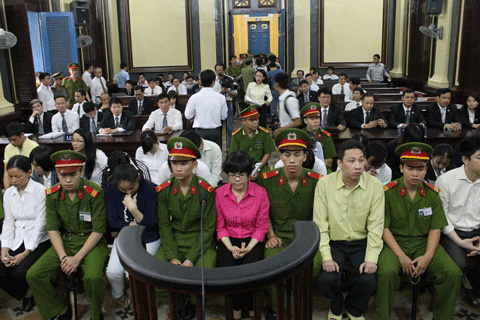 'Đại án' Huyền Như: 4.000 tỷ, lòng tin và nước mắt