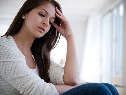 Khóc sưng mắt vì mẹ chồng không cho về ngoại ăn Tết