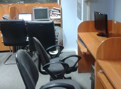 27 Tết, công sở vắng như chùa Bà Đanh