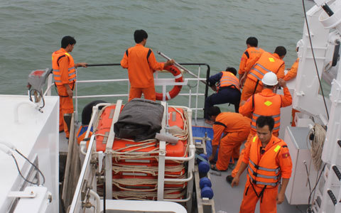 Bộ trưởng Thăng yêu cầu cứu nạn trực Tết 24/24