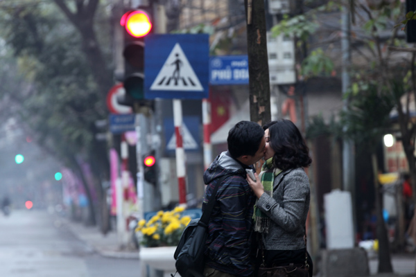 Những cảnh hiếm trên phố Hà Nội sáng đầu năm mới