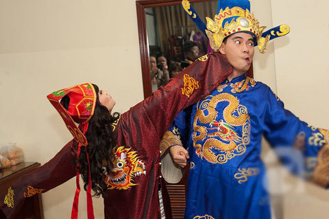 Táo Quân 2014: Xuân Bắc - Vân Dung đấu võ 