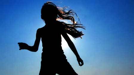 Thiếu nữ bị buộc tội khiêu dâm vì ảnh tự sướng