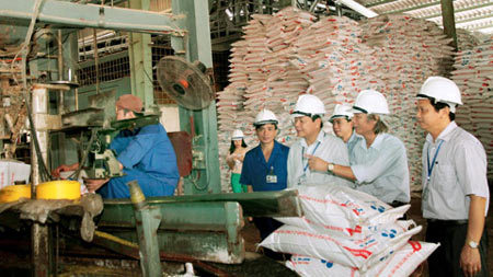 Thắng lớn nhờ bắt được cái đáy của thế giới