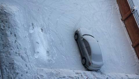 Tuyết đen phủ kín thành phố Siberia