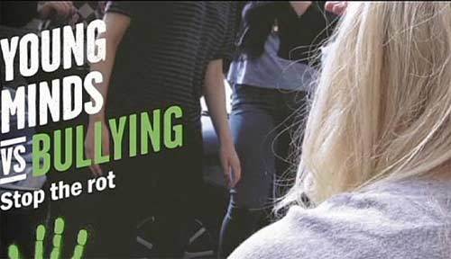 Italia rúng động vụ bé gái tự tử vì bị bắt nạt trên mạng