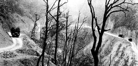 Xây tượng đài “Huyền thoại Trường Sơn”