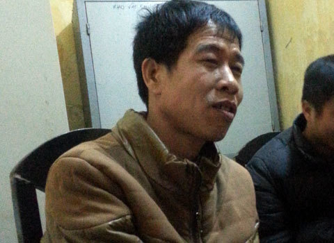 Lục tung vùng biên truy lùng kẻ bắn chết vợ