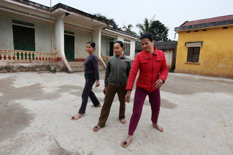 Trò chơi mê hoặc phụ nữ Mường Bi mỗi độ xuân về