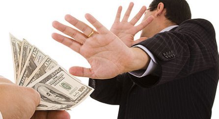 Hầu hết quan chức đã thề không tham nhũng