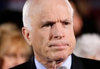 TNS John McCain nói về "một chuyện đáng xấu hổ!"
