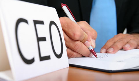 Sếp mất chức vì ông chủ tin thầy phong thủy