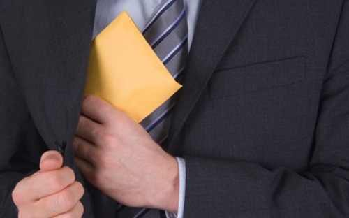 Khi Chủ tịch tỉnh tuyên chiến với