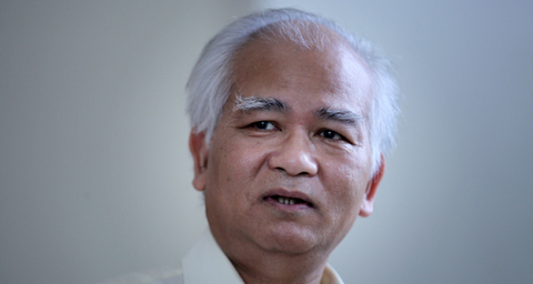 Máy bay rơi bánh phải rà lại an ninh hàng không